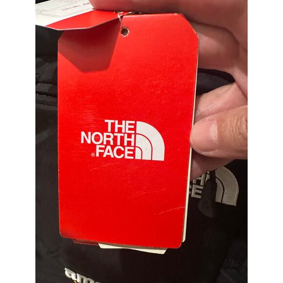 NWT The North Face Fall Line FlexVent Backpack Black Logo Amazon - Picture 8 of 9